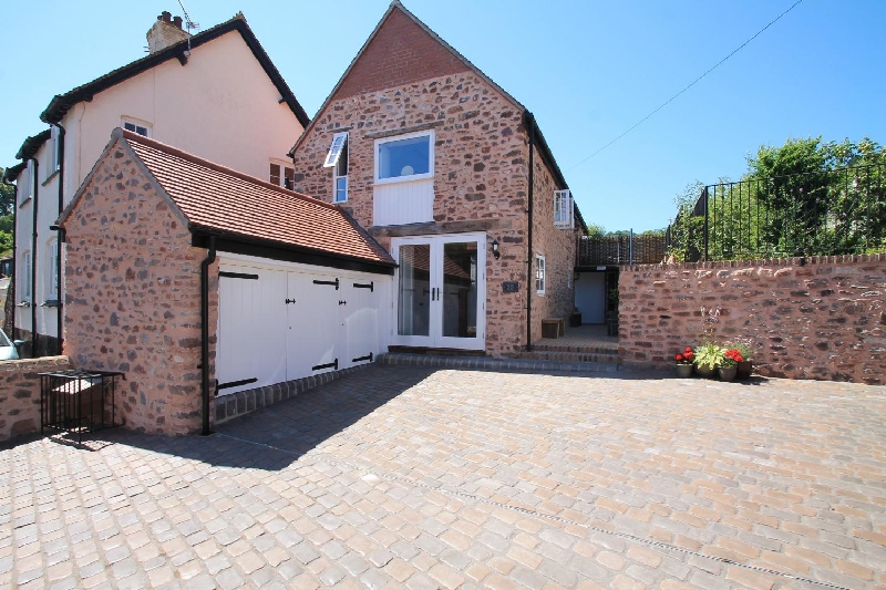 Click here for more about Stone Barn