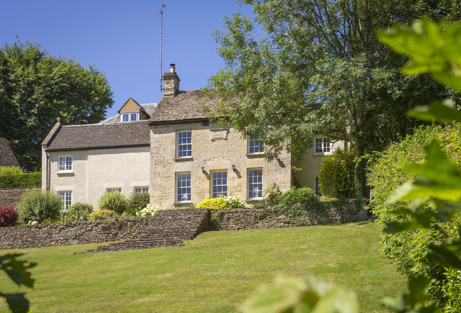 Click here for more about Catalpa Cottage