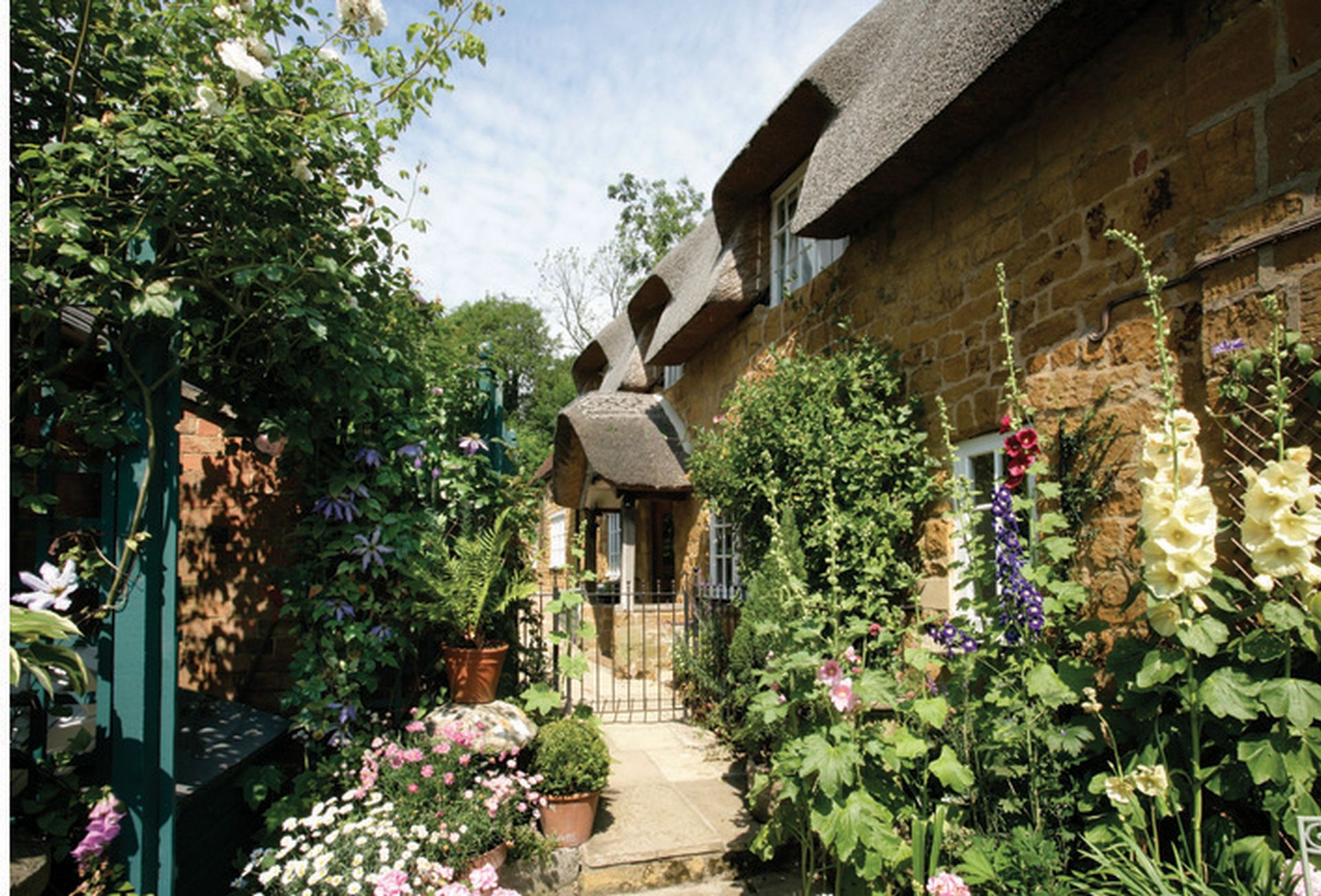 Click here for more about The Glen (Ilmington)