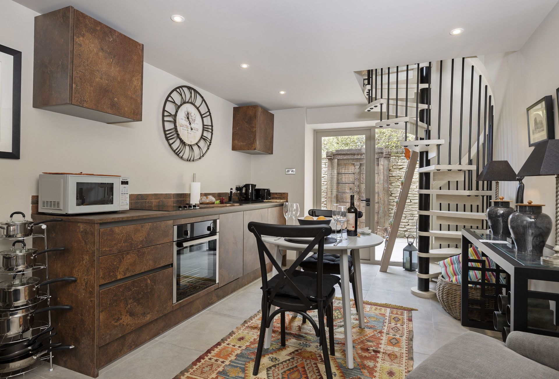 Click here for more about Squirrel Cottage