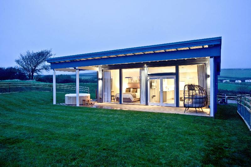 Click here for more about Top Meadow, March End Lodges