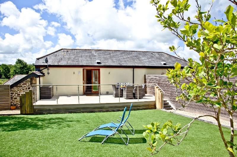 Click here for more about Ash Barn
