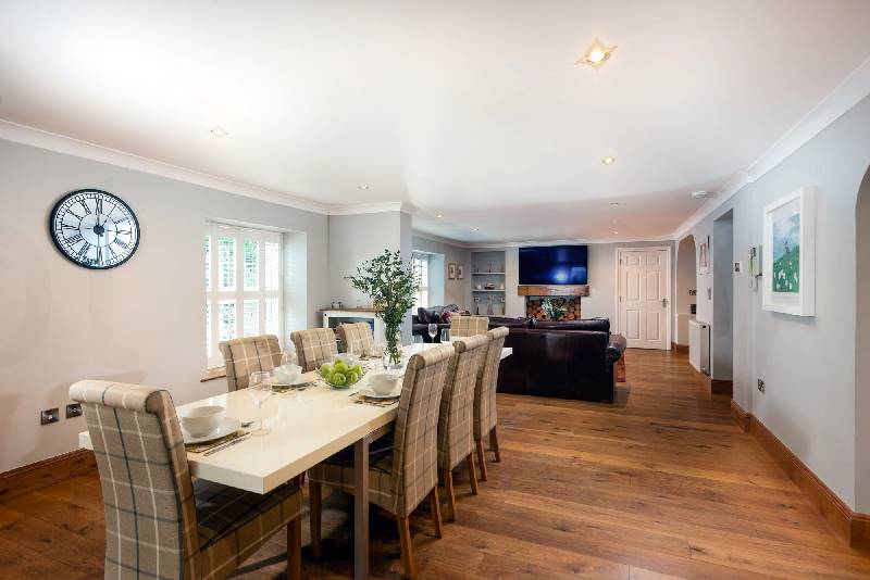 Click here for more about The Manor, Porthkidney Sands