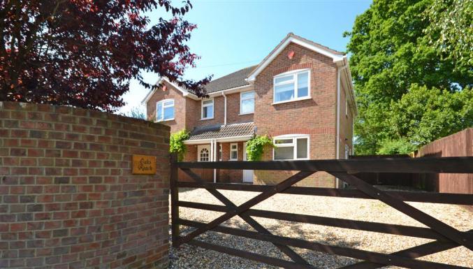 Click here for more about Oaks Reach