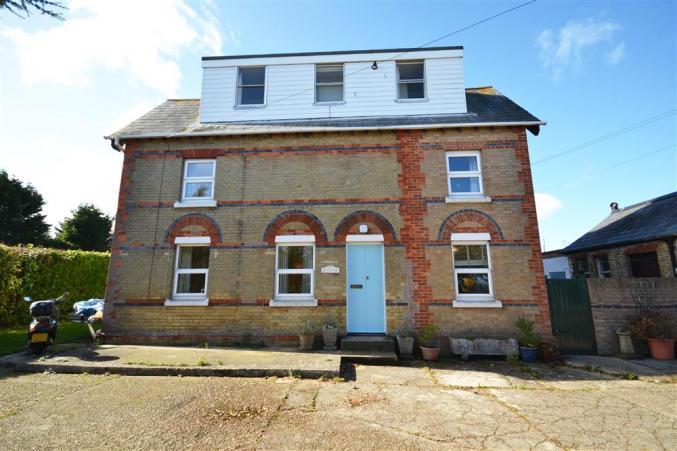 Click here for more about Ruby Cottage