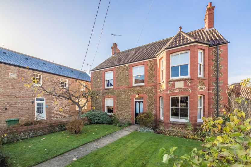 Click here for more about Manningham House