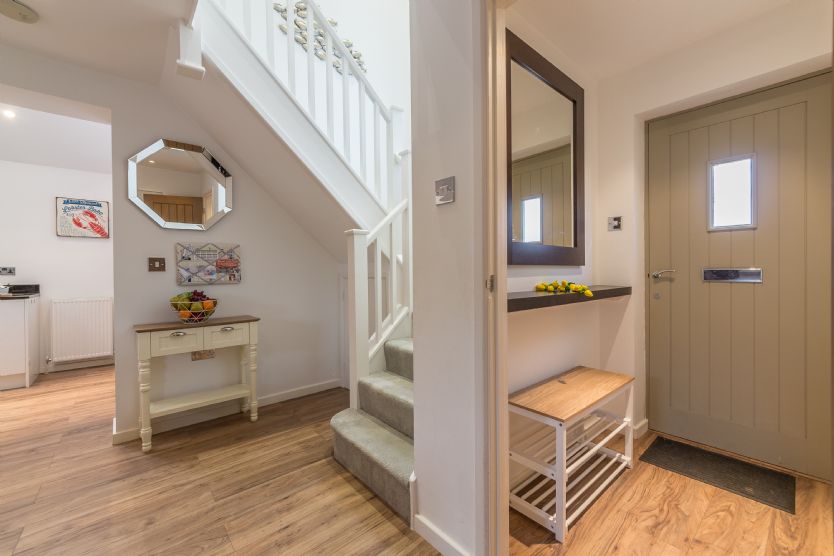 Greyseals sleeps 8