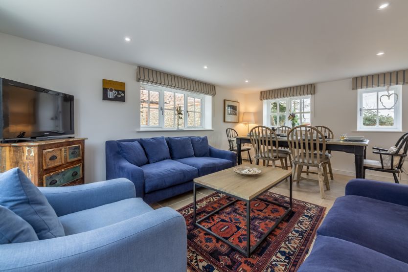 Click here for more about Rose Cottage (S)