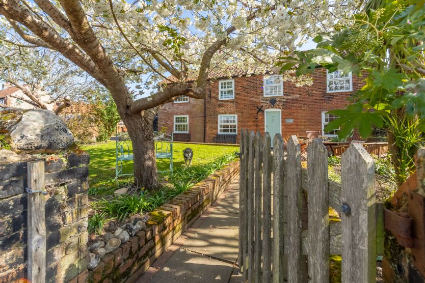 Click here for more about Cobblers Cottage