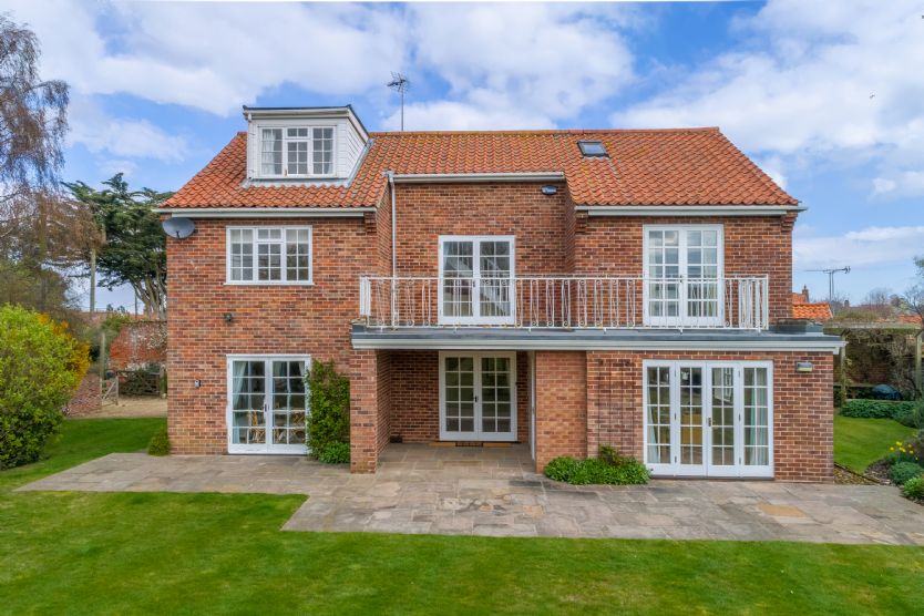 Click here for more about Market Lane House