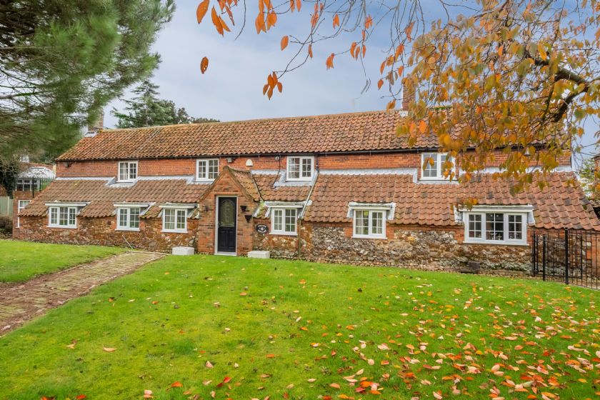 Click here for more about Cheney Hollow