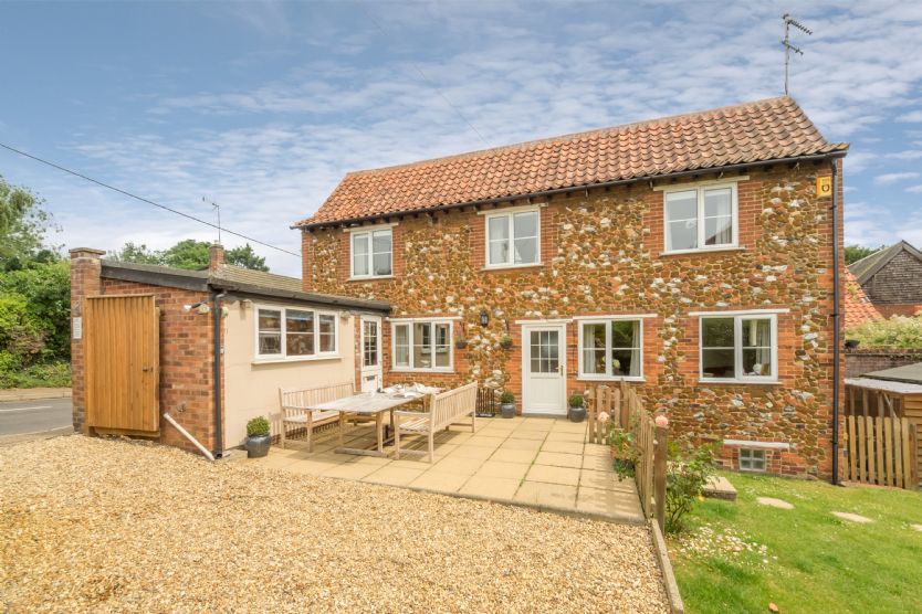 Click here for more about Honey Cottage