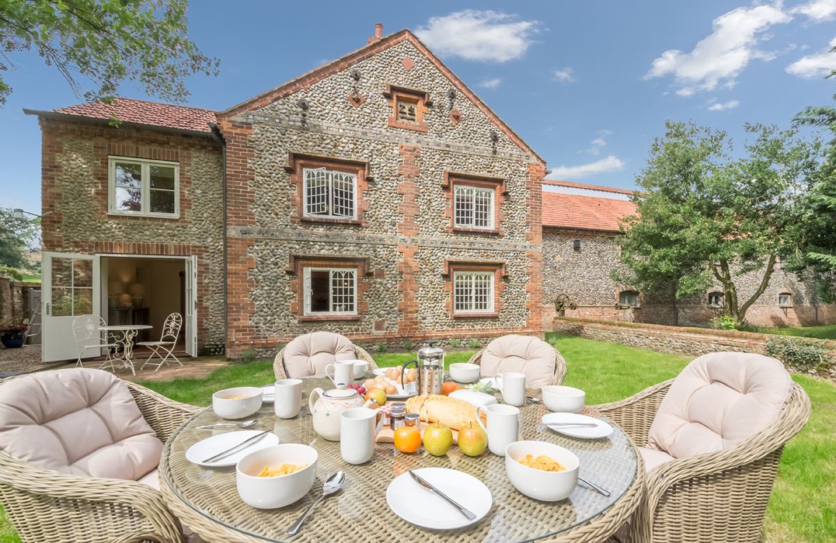 Click here for more about Glaven Cottage