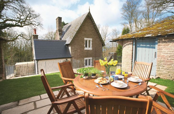 Click here for more about Keepers Cottage