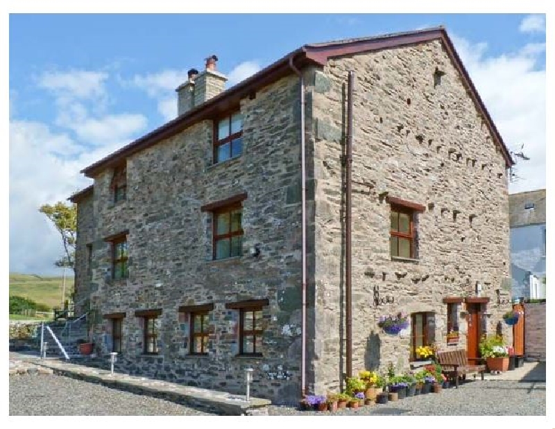 Click here for more about Raceside Cottage