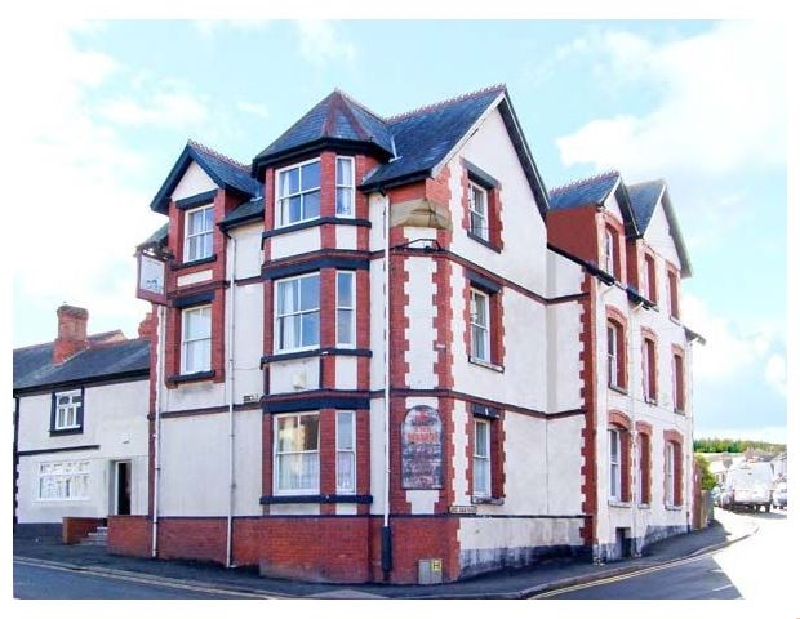 Welsh holiday cottages - Ship Inn