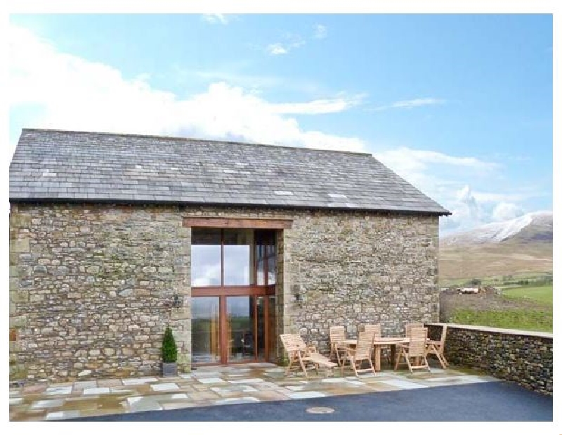 Click here for more about Riddings Barn