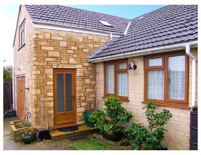 Click here for more about Petite Bella