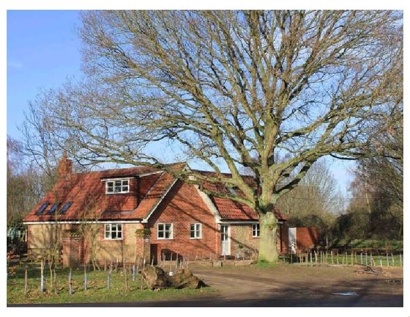 Click here for more about Oak Tree Lodge