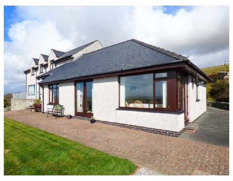 Welsh holiday cottages - Bryn Coch Bach