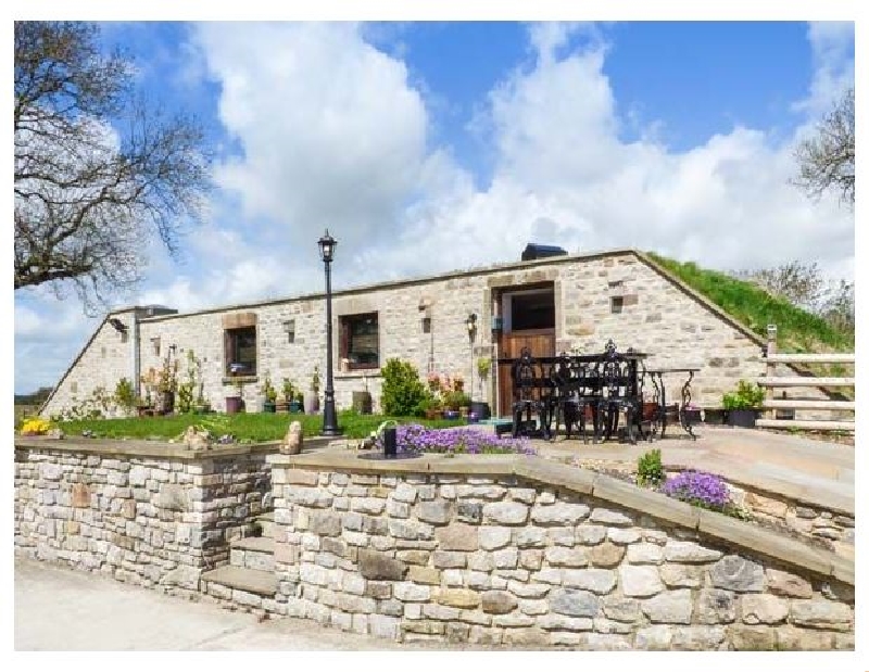 Click here for more about Cambridge Lodge