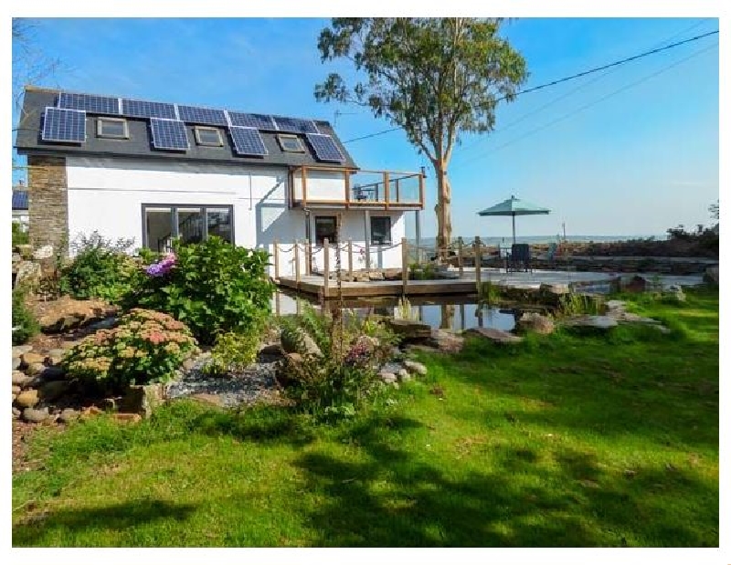 Click here for more about Colhay Studio