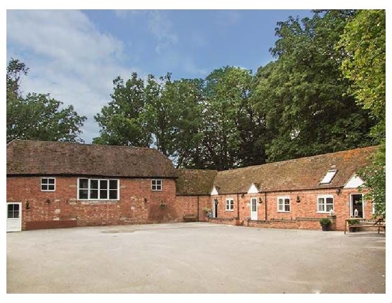 Click here for more about Finwood Cottage 1