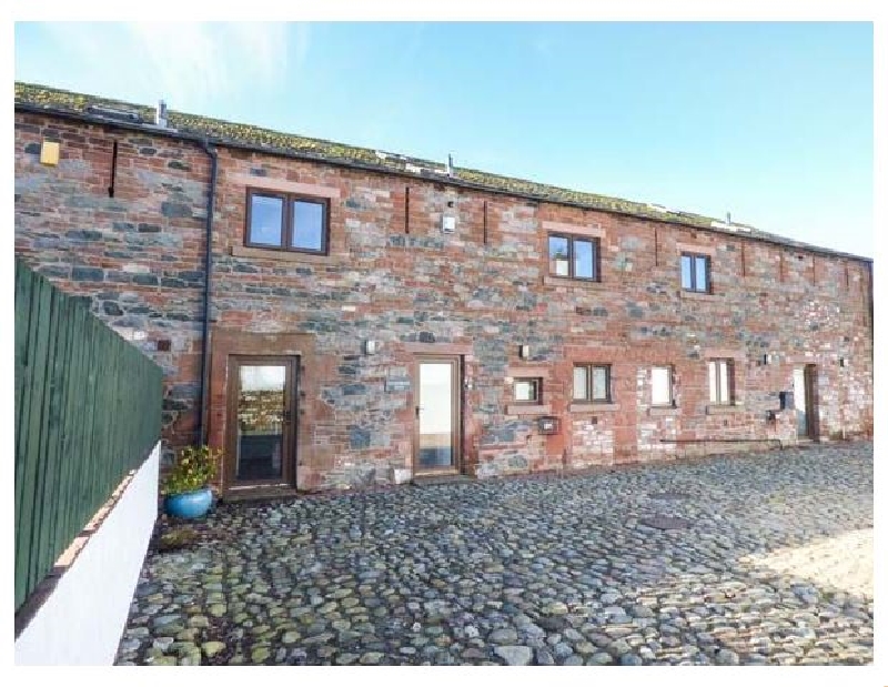 Click here for more about Saddleback Barn