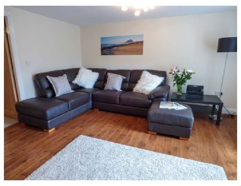 Click here for more about Queen Victoria Suite