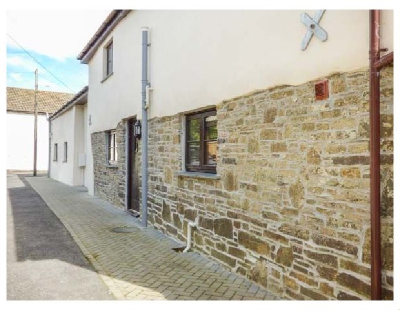 Click here for more about Sunnymead Cottage