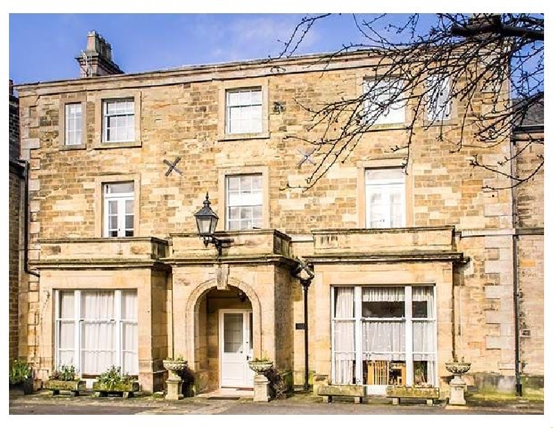 Click here for more about Granby House Chatsworth Suite