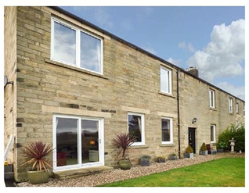 Click here for more about Holly Cottage