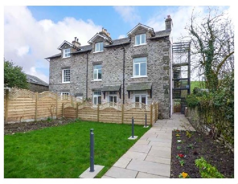 Click here for more about Crooklands House 3