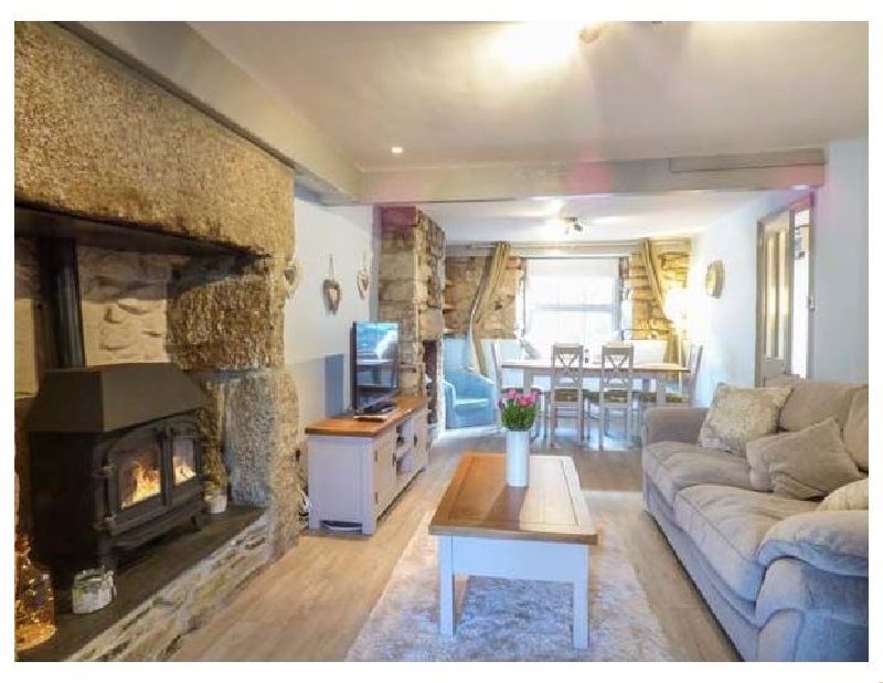 Click here for more about Honeysuckle Cottage