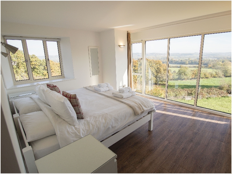 Click here for more about Beautiful Cotswold View