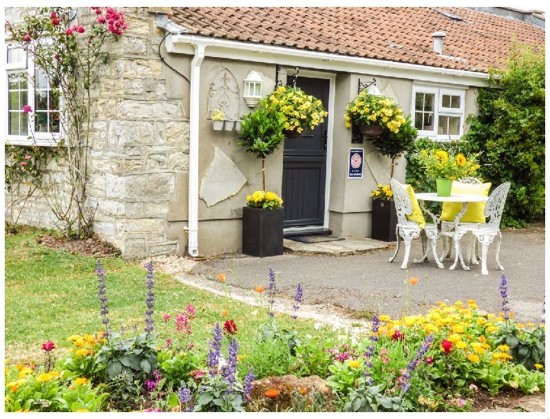 Click here for more about Pear Tree Cottage
