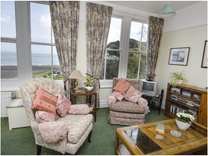 Click here for more about Flat 3