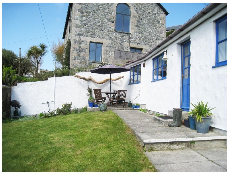 Click here for more about Cockle Island Cott