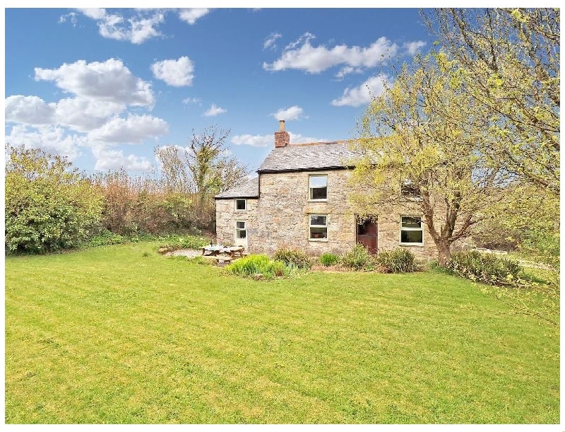 Click here for more about Farm Cottage