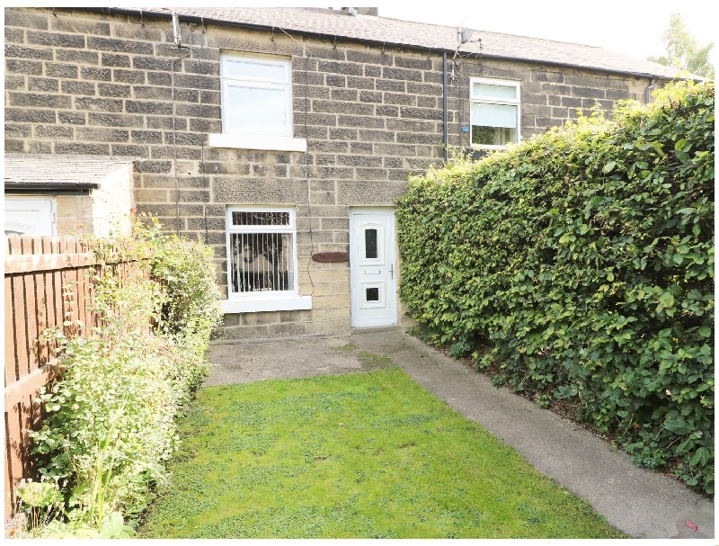 Click here for more about Robin Cottage - 2 The Meadows