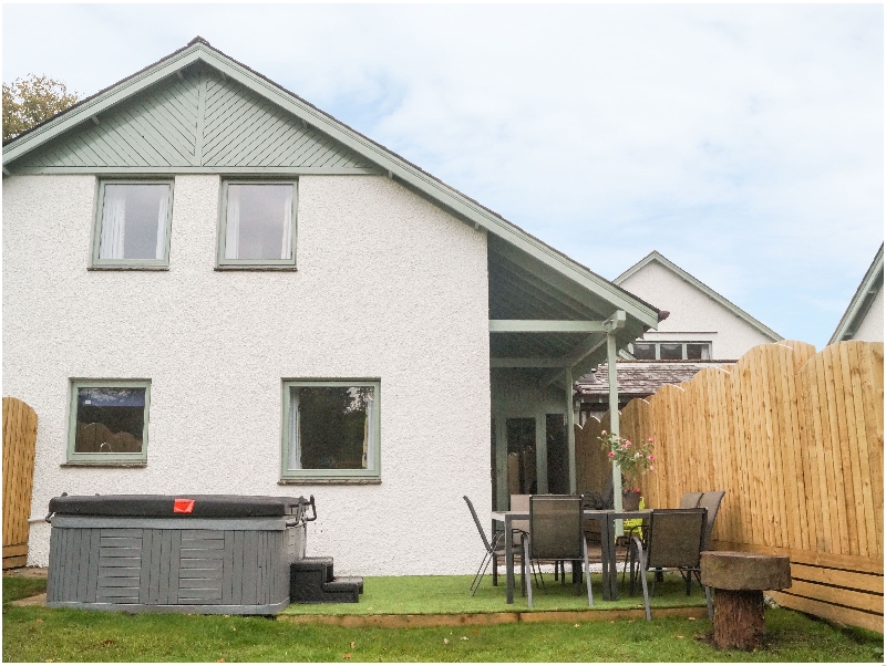 Click here for more about Maple - Woodland Cottages