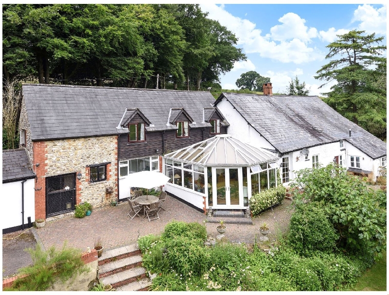 Click here for more about Castle Hill Farm
