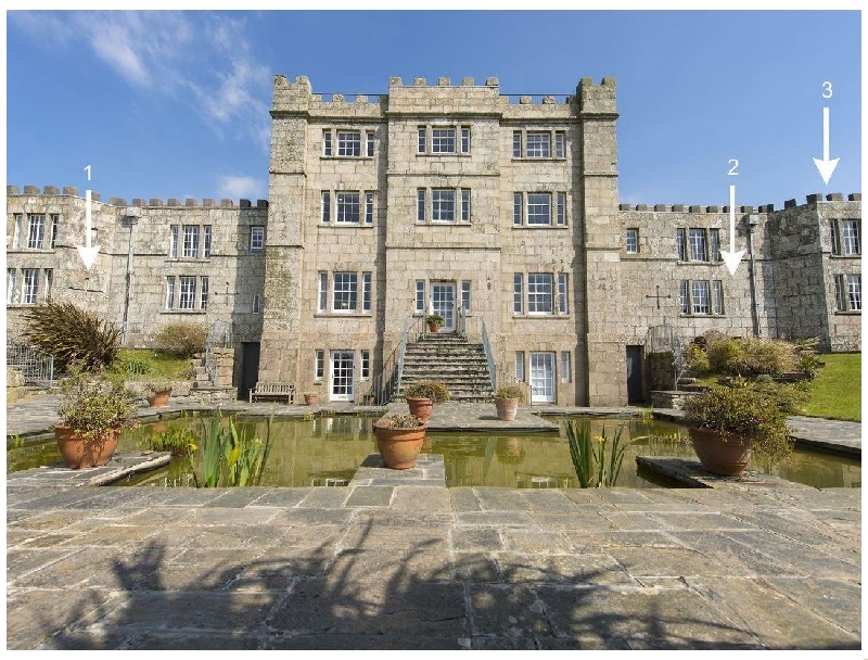 Click here for more about John Stackhouse Apartment