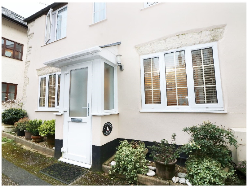 Click here for more about Lugger Cottage