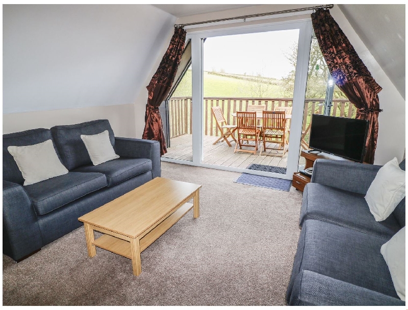 Click here for more about No 51 Valley Lodges