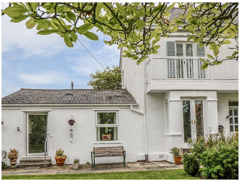 Click here for more about Little Claremont