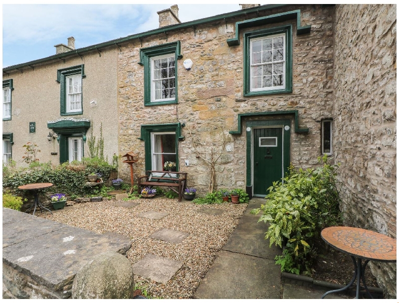 Click here for more about Curlew Cottage