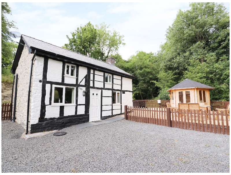 Welsh holiday cottages - Little Mill
