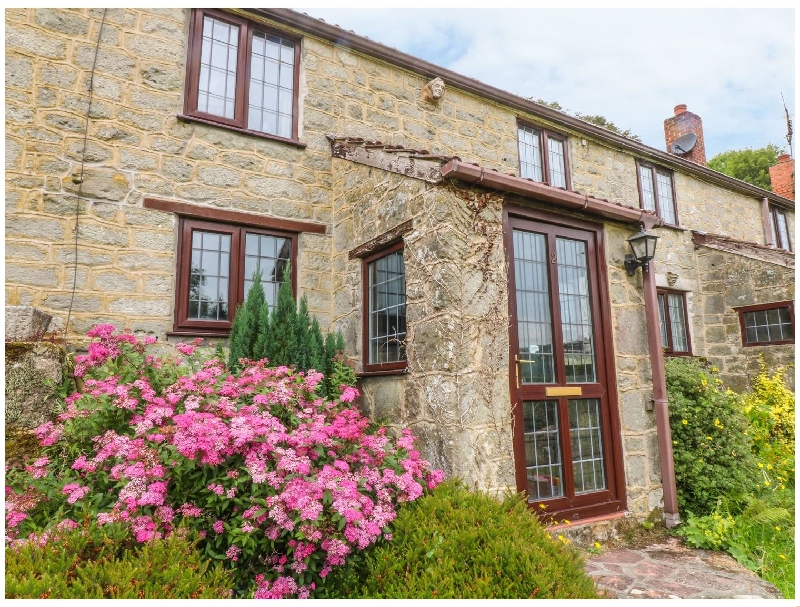 Click here for more about 2 Castle Orchard