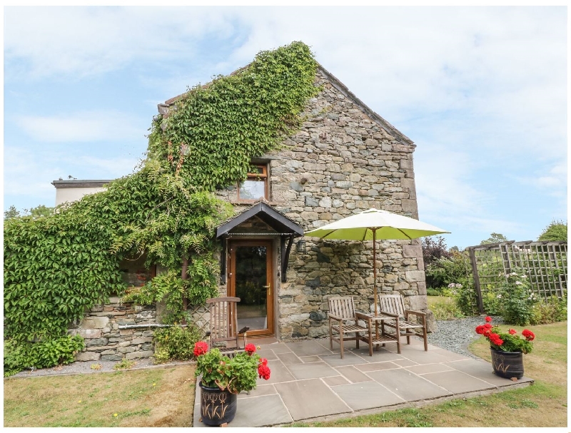 Click here for more about Poppy Cottage